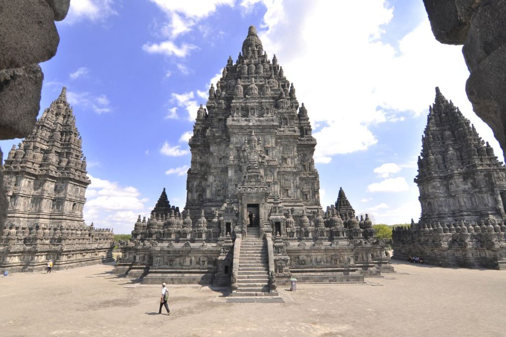 Wisata Candi Prambanan